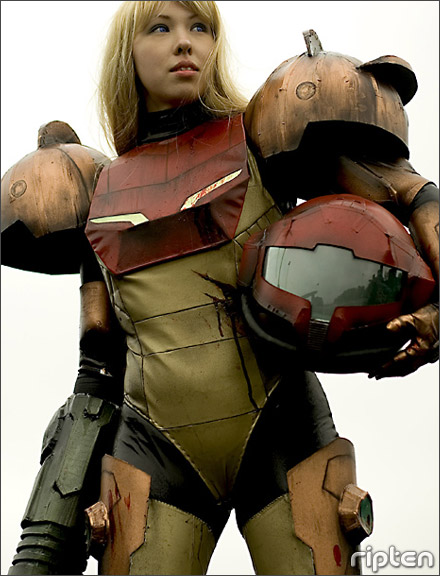 An example of cosplay: Jenni Kallberg cosplay of Samus Aaron, the protagonist of the Metroid video games. Photo by Ripten.com. Click on the photo for the article and more photos.